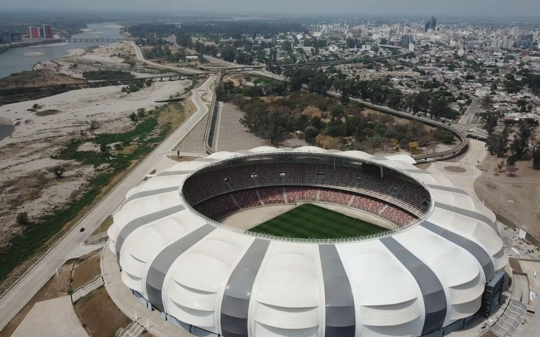 Stade de nouvelle génération « Estadio Unico Madre de Ciudades »